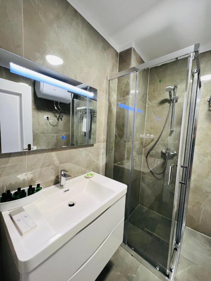 Luxury Apartaments Тирана Экстерьер фото